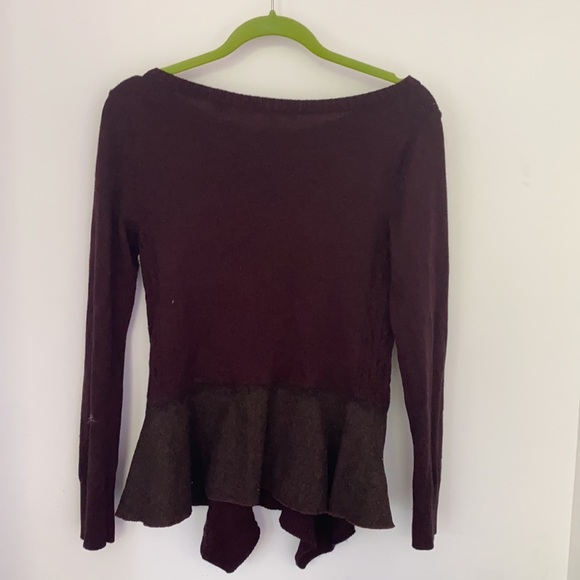 Maroon sweater - Picture 2 of 2